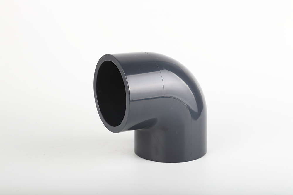 青田90度弯头